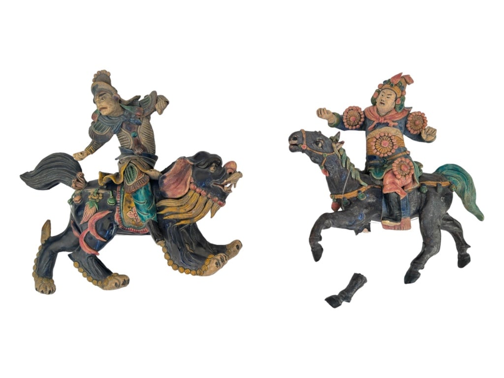 Pair of Chinese Export Mounted Warriors (1 of 8)