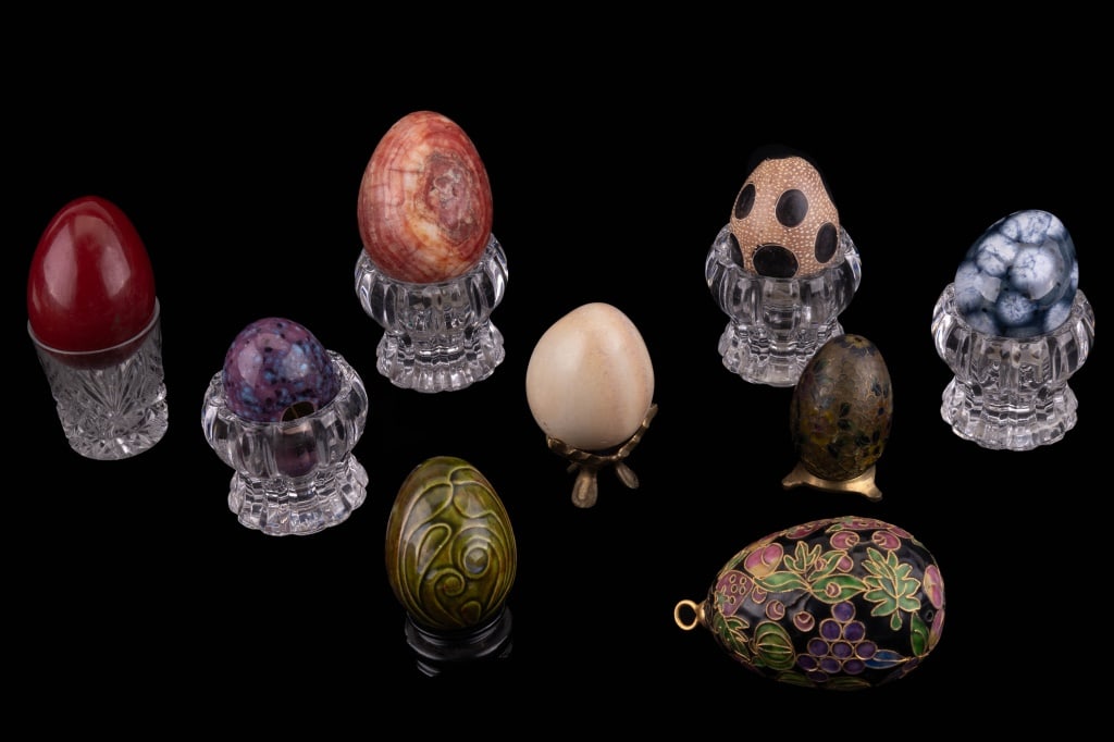 Stone, Porcelain & More Decorative Eggs (1 of 6)