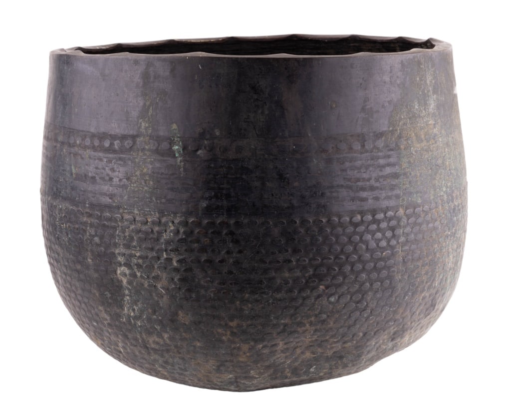 Large Copper Asian Cauldron / Kettle (1 of 7)