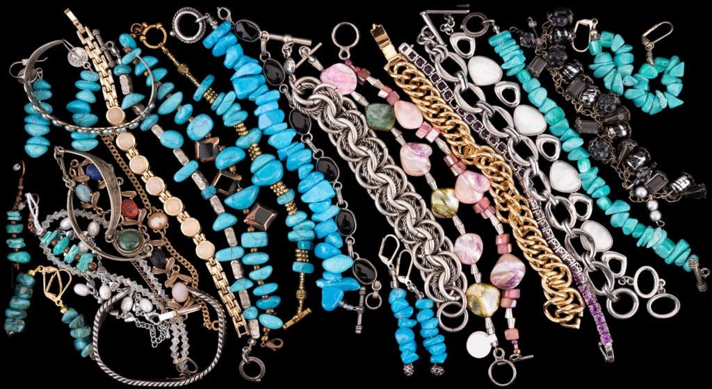 Bracelet Collection (1 of 7)