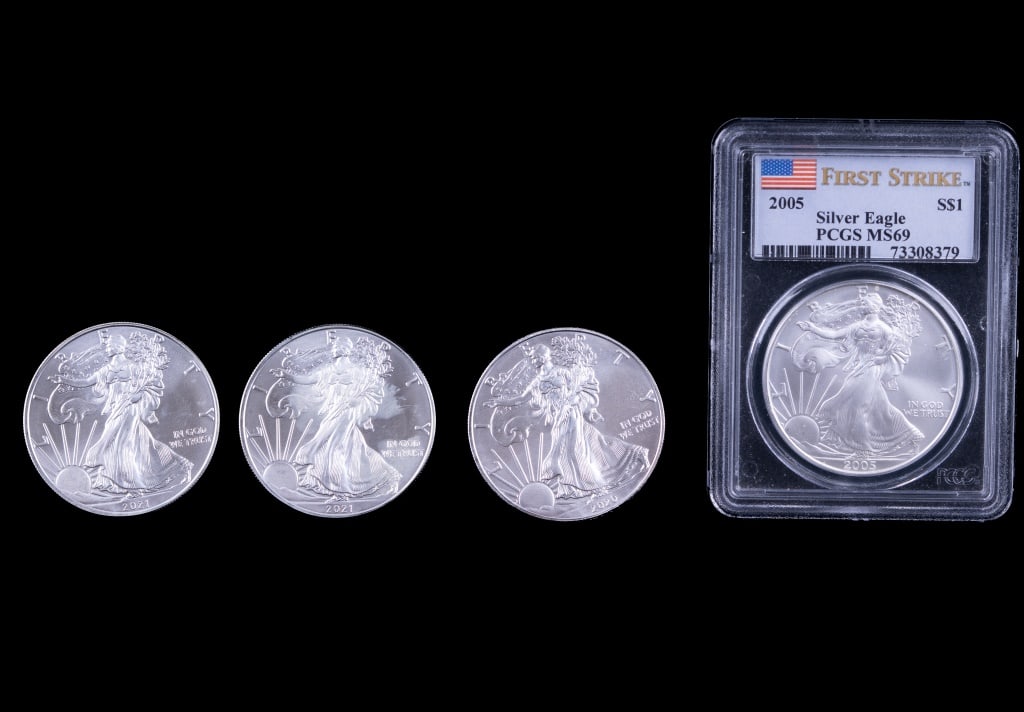 US Silver Eagle Coins (4) (1 of 3)