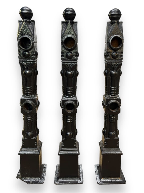 1870's Black Painted Cast Iron Fence Posts (3) (1 of 13)
