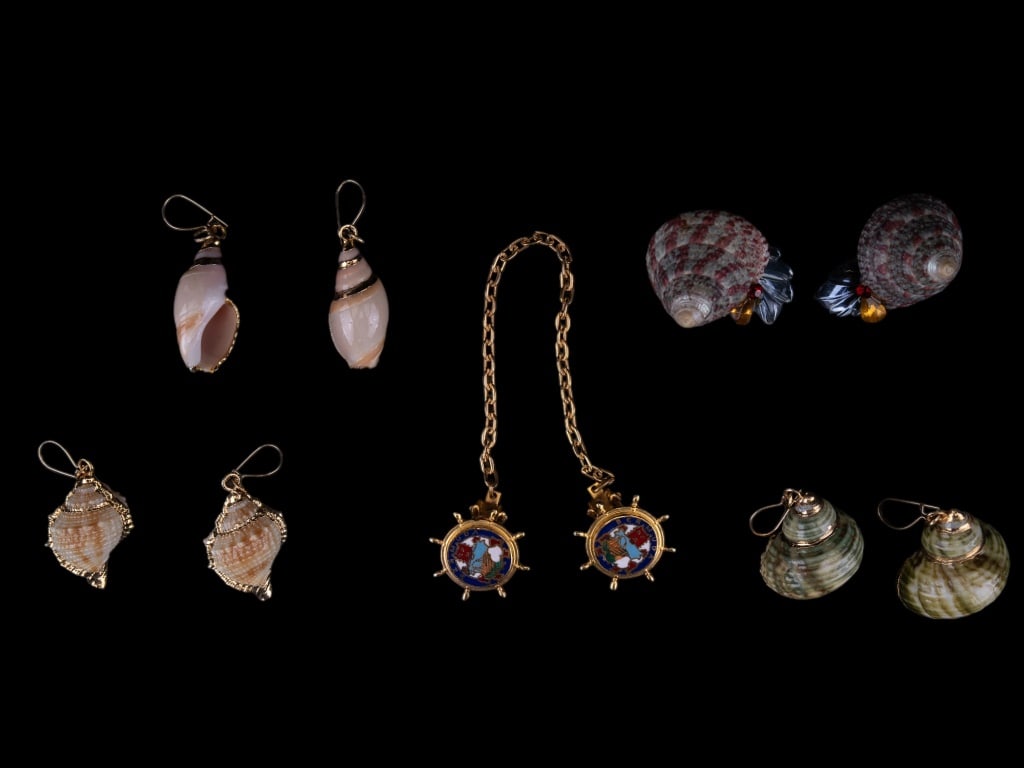 Seashell Vintage Earring Collection (1 of 8)