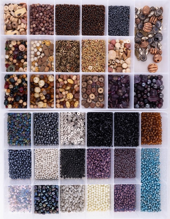 Jewelry Making Supplies, Beads, Accessories (1 of 6)
