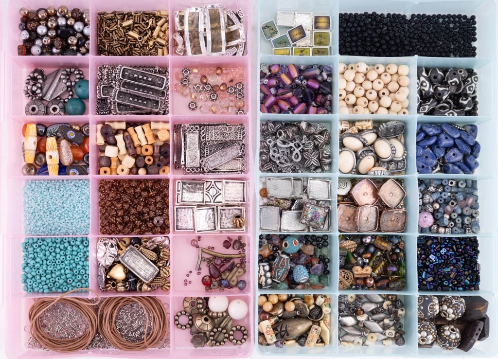 Jewelry Making Supplies, Beads, Accessories (1 of 6)