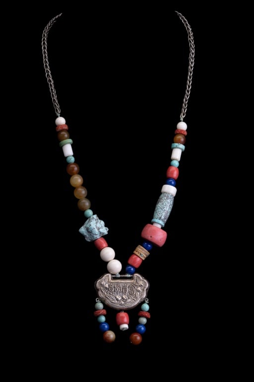 Chinese Necklace w/ Coral & Lapis: Chinese necklace with coral, lapis, and other stones. Chain measures approx 29" L. Drop of central pendant approx 3".