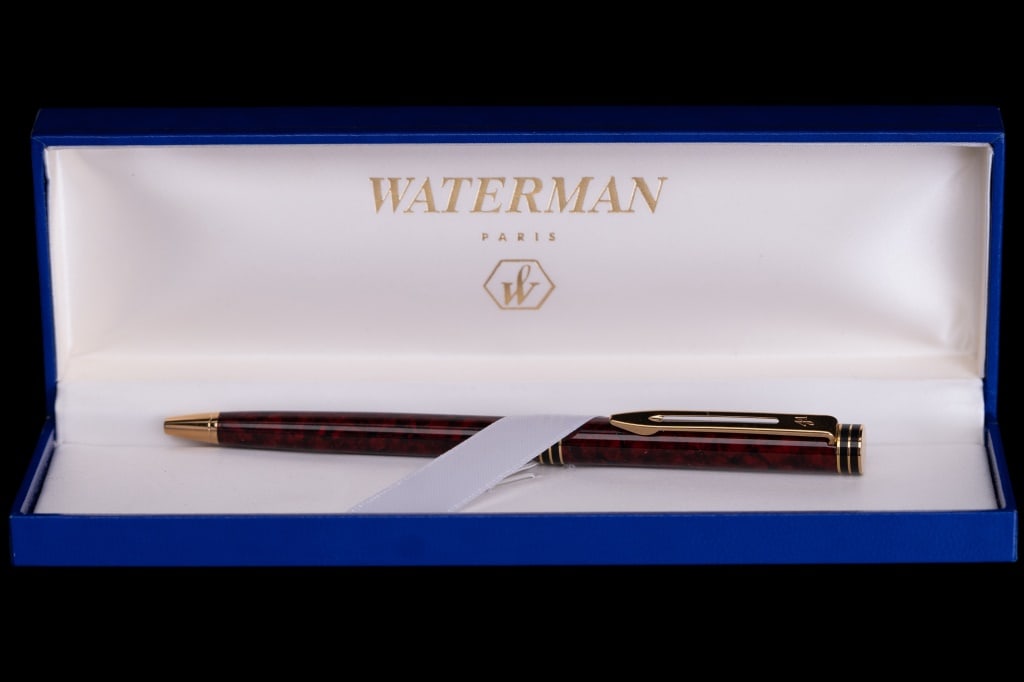 Waterman Writing Pen in Box: Waterman writing pen in box.