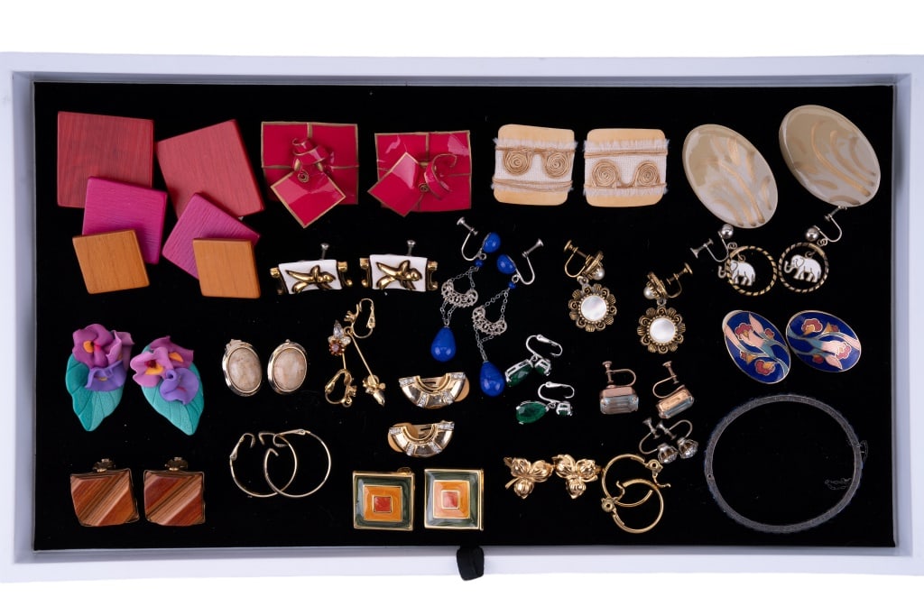 Earrings and Bangle Bracelet, Panetta & Moet: Earrings and Bangle Bracelet, Panetta a vintage bangle bracelet with glass stones, multiple screwback earrings including other earrings marked Panetta & Moet.