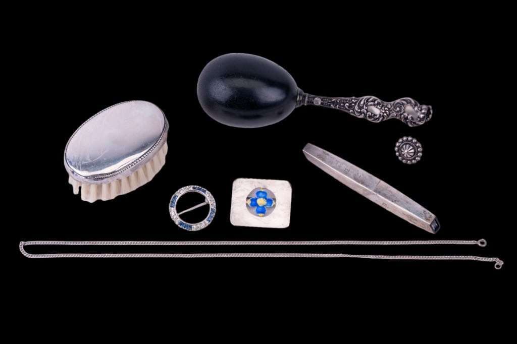 Sterling Dresser Items, Desk Items & Jewelry: Sterling Silver Dresser Items, Desk Items & Jewelry including an ornate sterling pen, 925 baby brush marked Webster, darning tool with sterling handle, a 925 cutting tool, two pins, single earring and