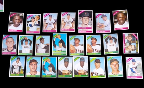 Vintage Topps Baseball Trading Cards (50)
