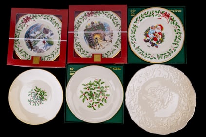 Lenox Holiday Themed Plates (6)