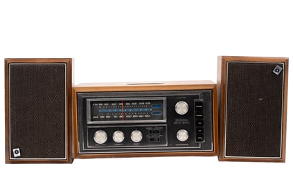 Sylvania Receiver Model RS-350W w/ Speakers