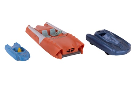 Vintage Space Age Cars (3)