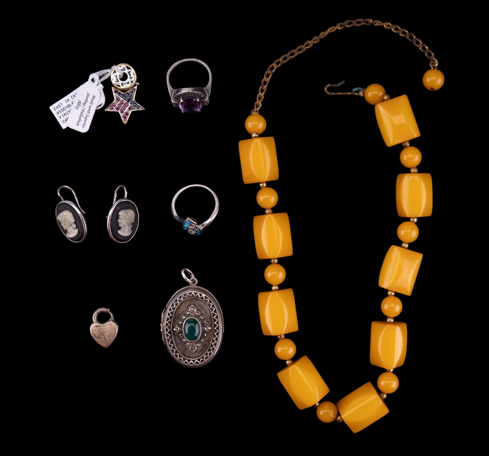 Bakelite, Sterling & More Jewelry (1 of 16)