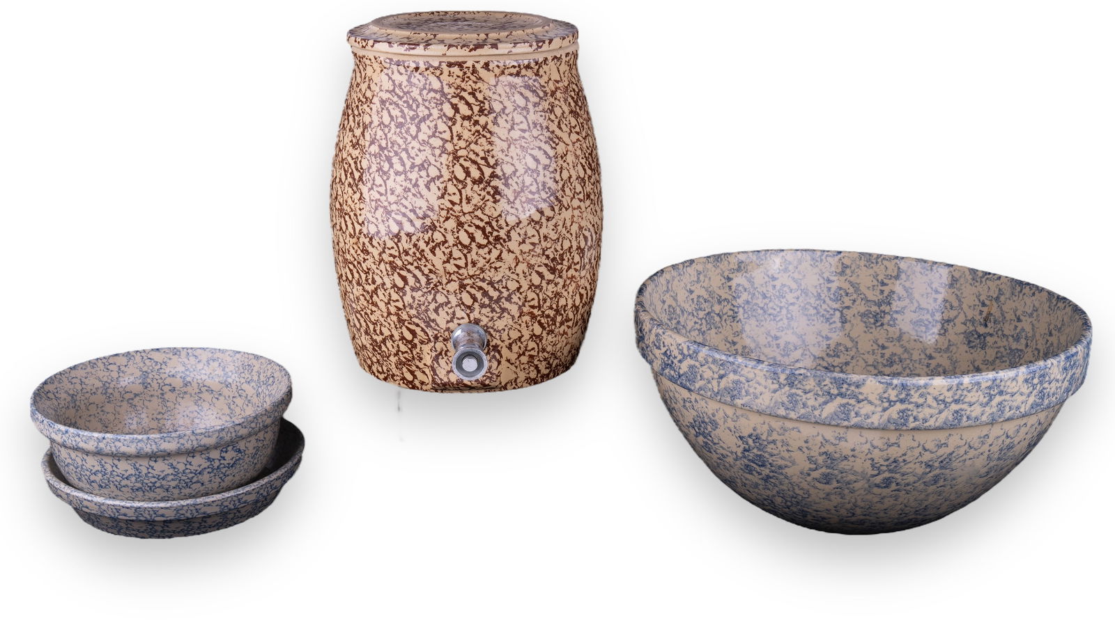 Roseville & Spongeware Pottery: Roseville & Spongeware Pottery. 16" diam mixing bowl, marked Roseville; 9 1/2" bowl marked BBP, 9 1/2" pie pan marked BBP, 12 1/2" water cooler/dispenser marked RPR Co.