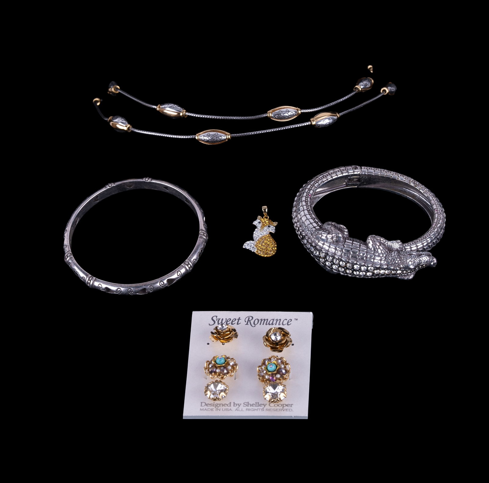 Sweet Romance and Brighton Jewelry (1 of 6)