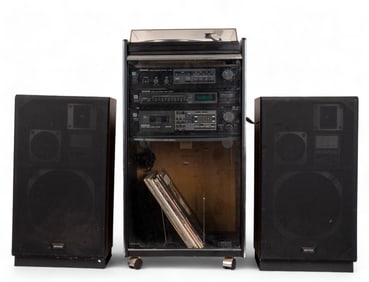 Kenwood Stereo System With Speakers