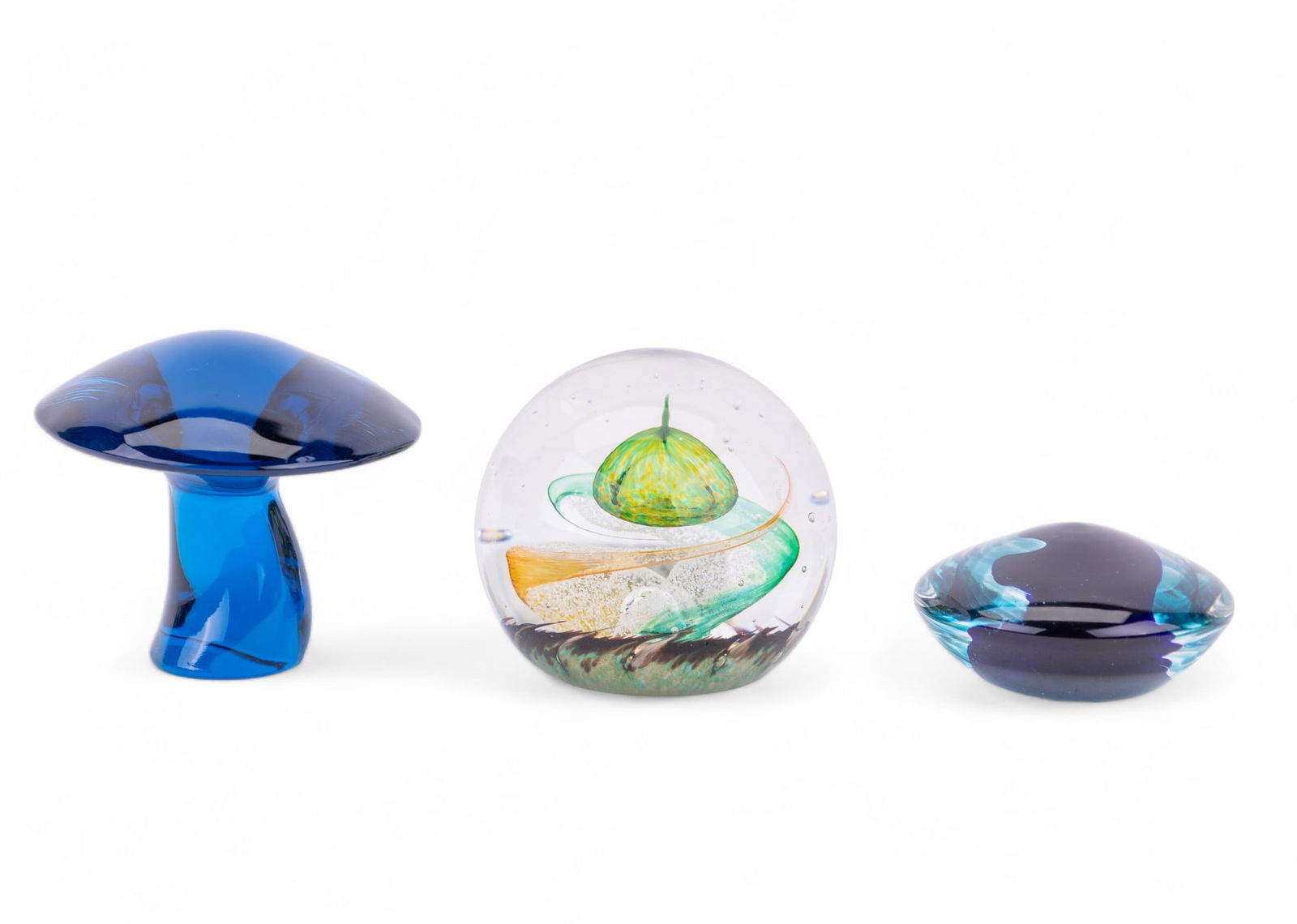 Art Glass Selkirk and MCM Paperweights (3) (1 of 15)