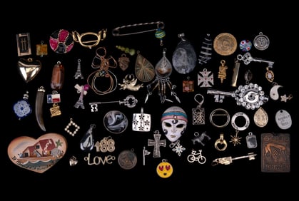 Gigi Giustio, Stone & More Pins/Pendants/Brooches