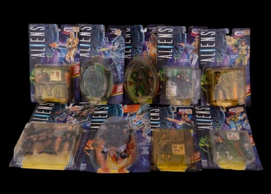Kenner Alien Action Figures NOS (1992) (9 Pc.)