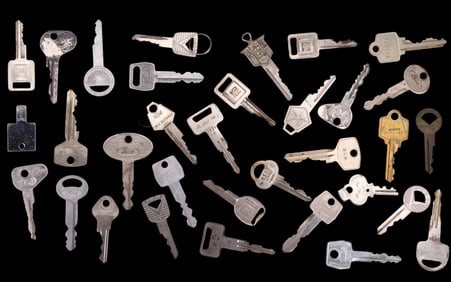 Vintage Automotive Keys (32 Pc.)