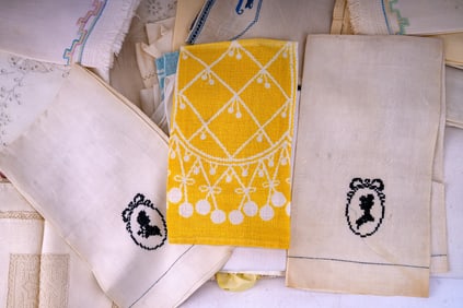 Antique + Vintage Linens (40+ Pc.)