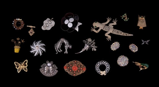 20 Animal & Rhinestone Costume Brooches