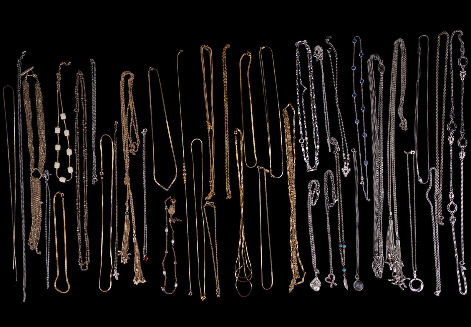 Two Trays of Silvertone and of Goldtone Necklaces (1 of 15)