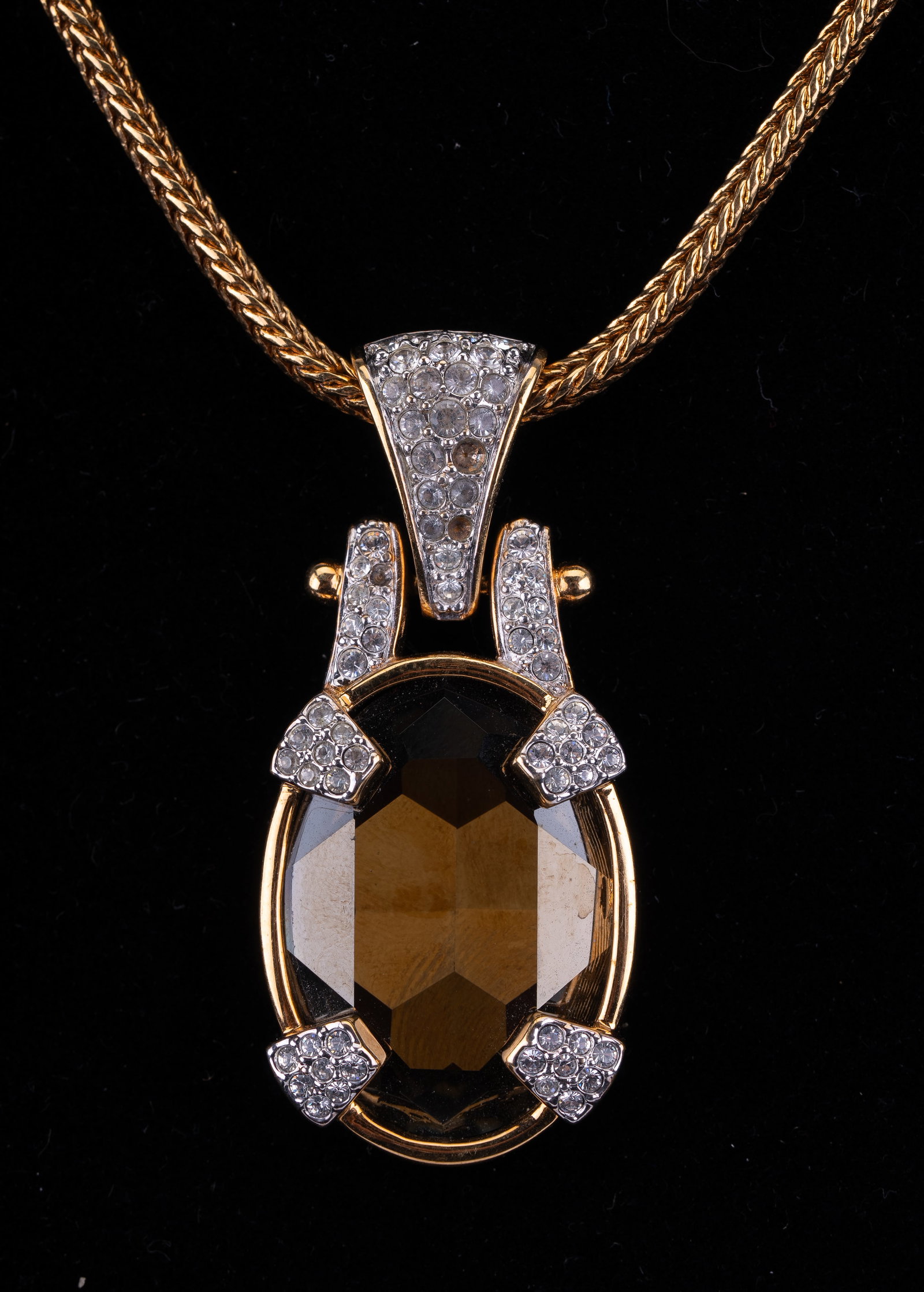 Swarovski Crystal Necklace (1 of 8)