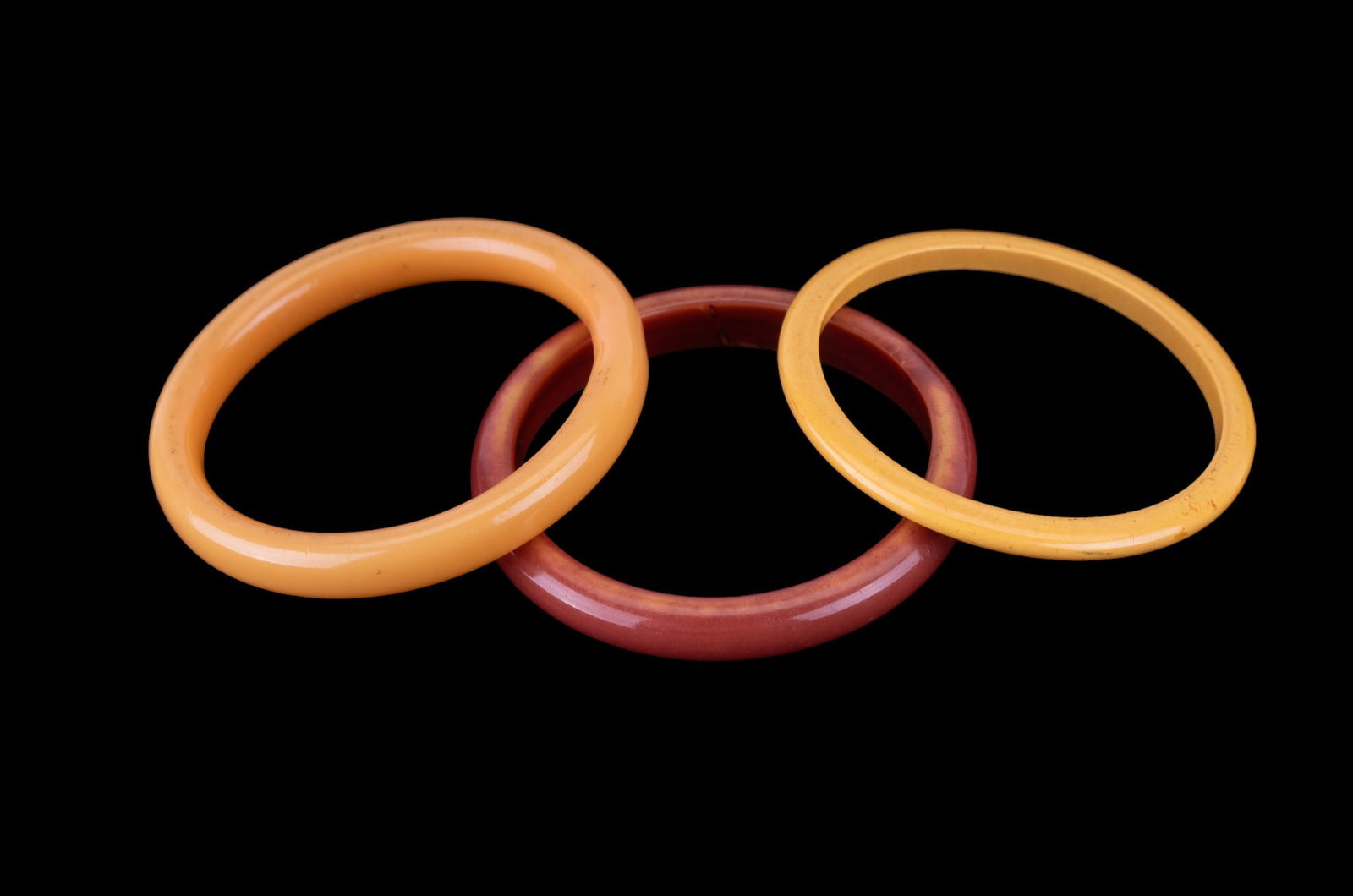 Vintage Bakelite Bangle Bracelets (3) (1 of 3)