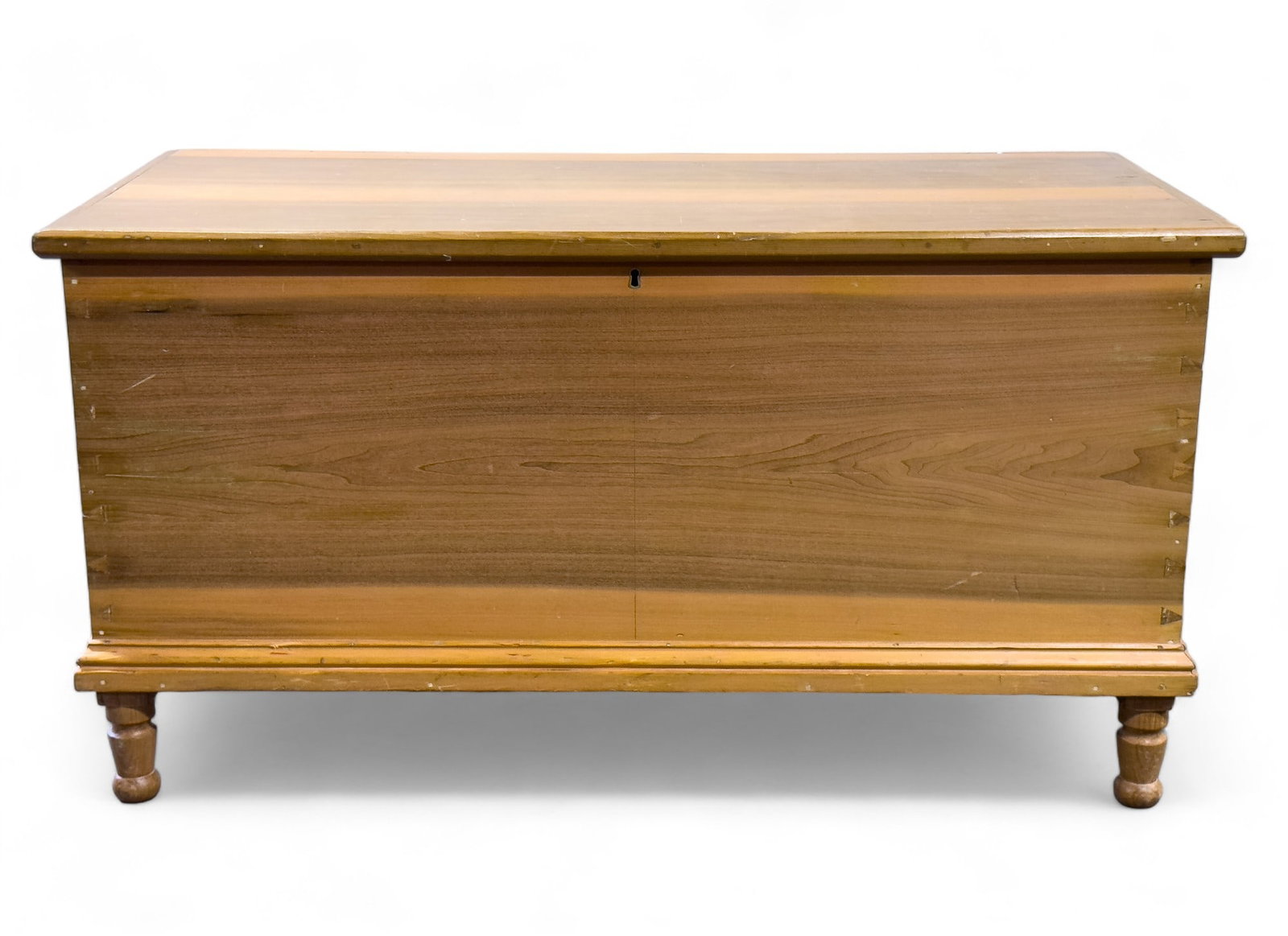 Pinewood Blanket Chest (1 of 9)