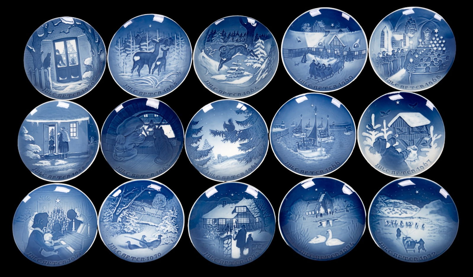 Denmark B&G Blue & White Christmas Plates 20th C. (1 of 10)