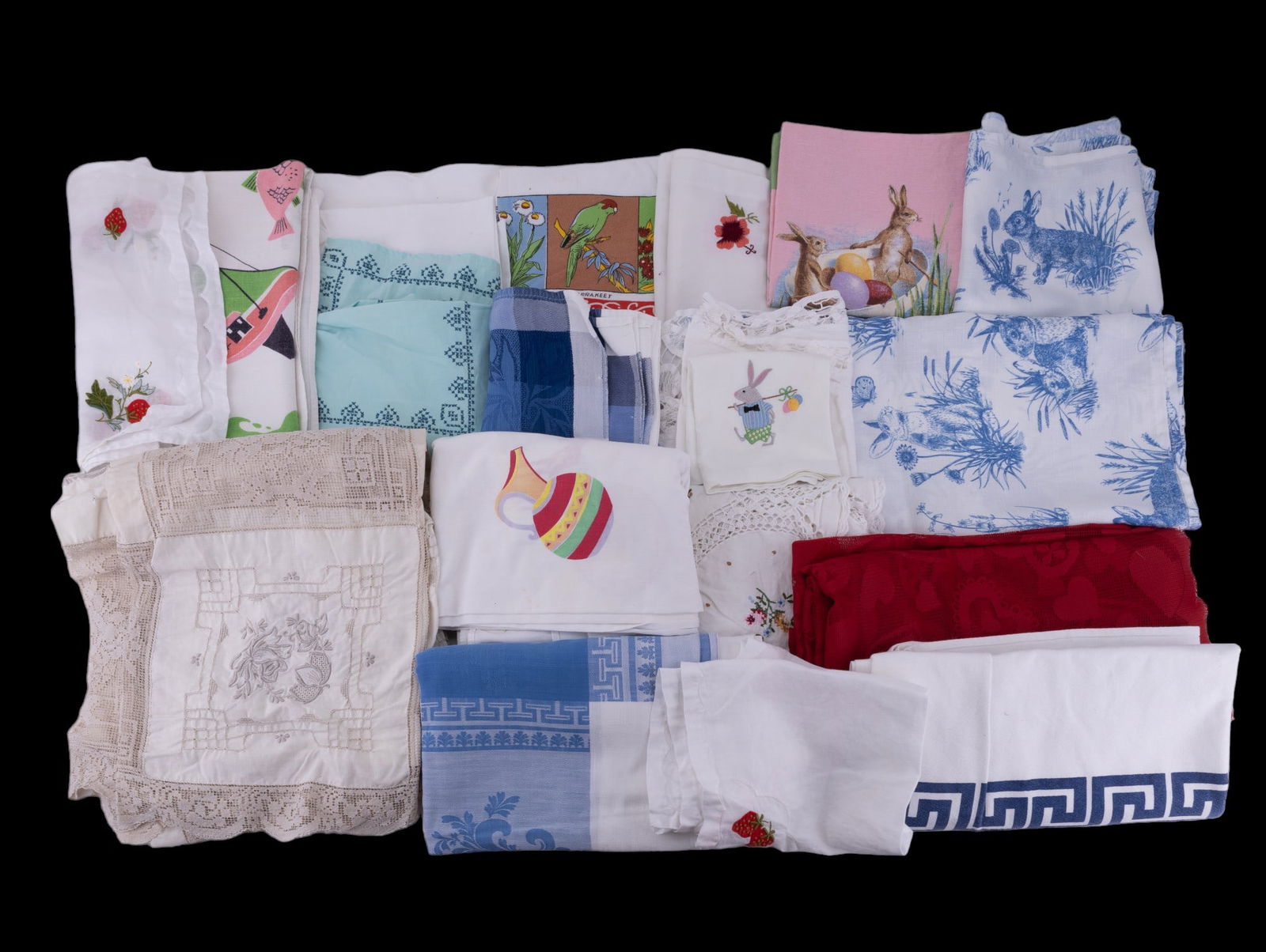 Vintage Embroidered Lace & Print Linens (1 of 5)