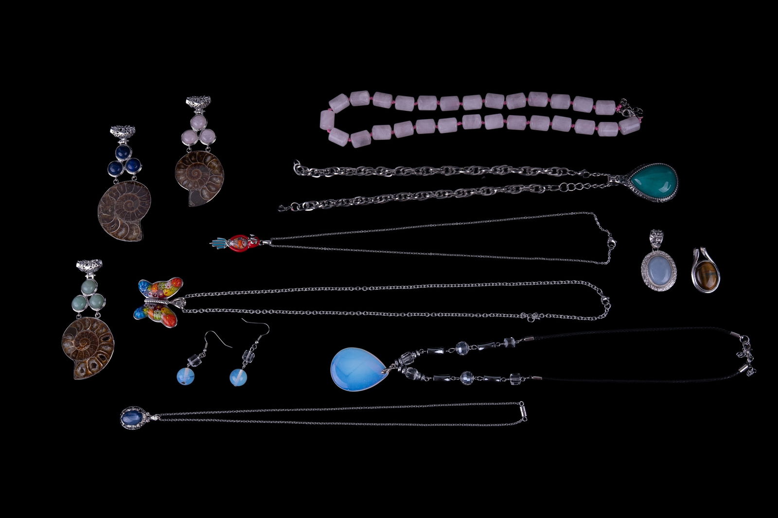 Semi-Precious Stone & Art Glass Jewelry (1 of 15)