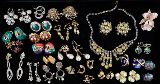 Vintage Costume Jewelry, Rhinestone