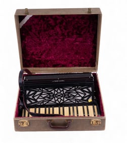 Galanti Bros. N.Y Super Roberta Vintage Accordion