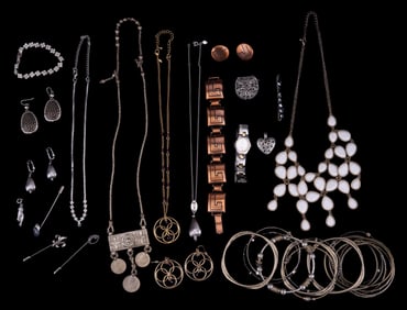 Assorted Fashion Jewelry