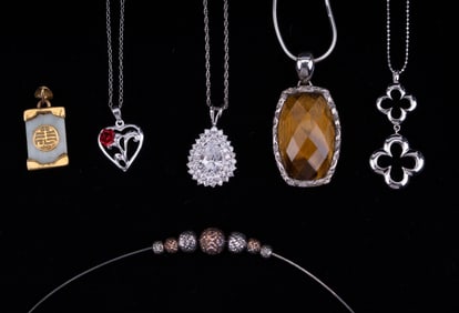 Sterling Silver Necklaces & Pendants