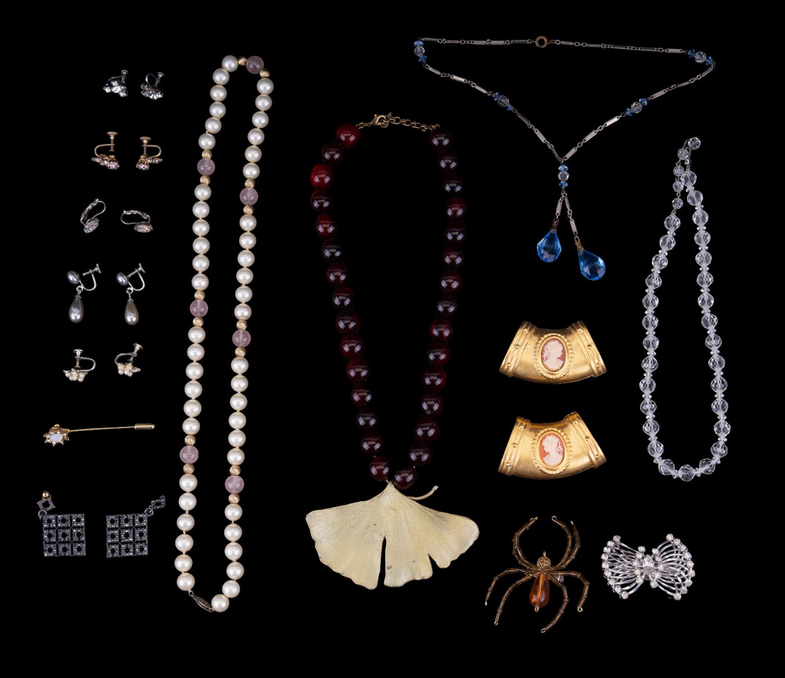 Vintage Estate Jewelry: Vintage jewelry includes crystal pearl necklace Art Deco lariat, large leaf bead necklace, cameo style scarf holders, spider pin, and more.