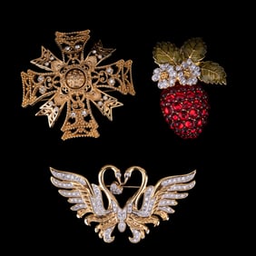 KJL and Nolan Miller Designer Brooches (3)