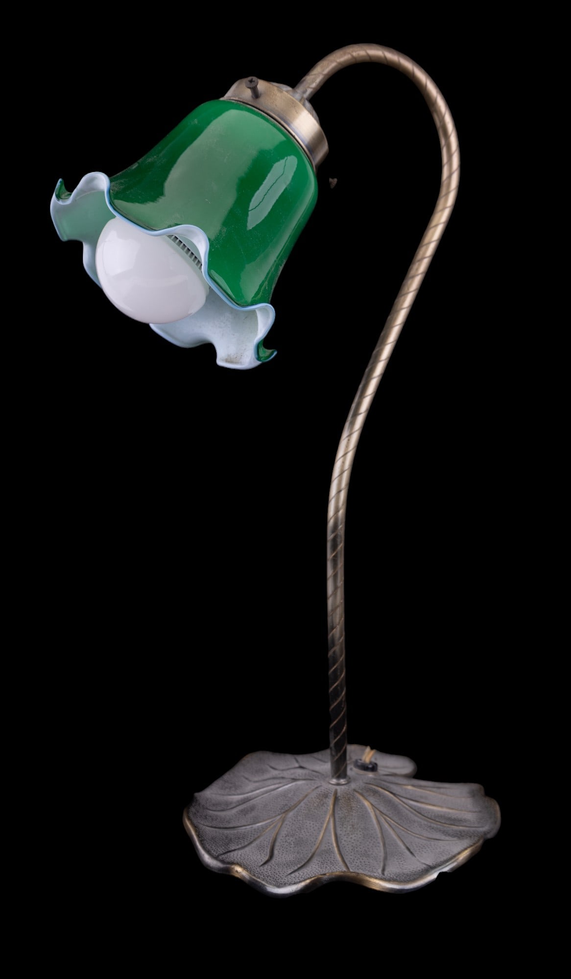 Vintage Lily Pad Lamp Underwriters Laboratory (1 of 5)