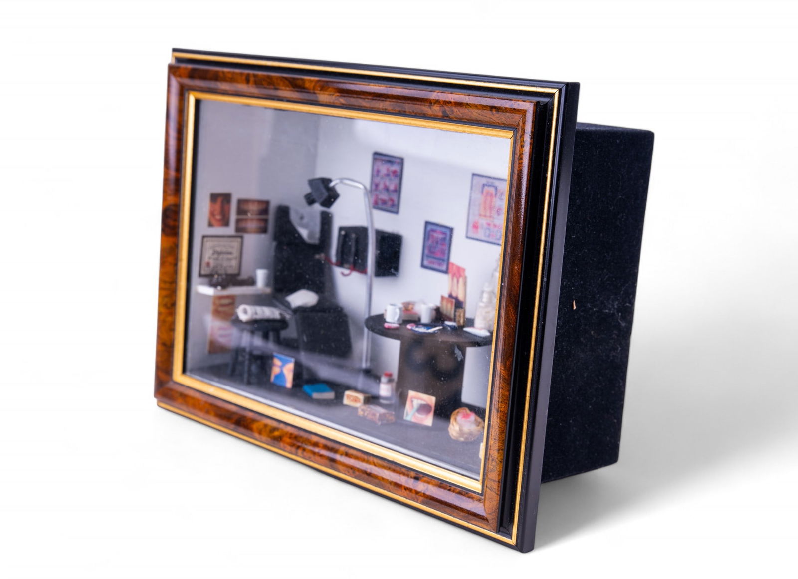 La Ruee Vers L'art Dollhouse Shadow Box (1 of 7)