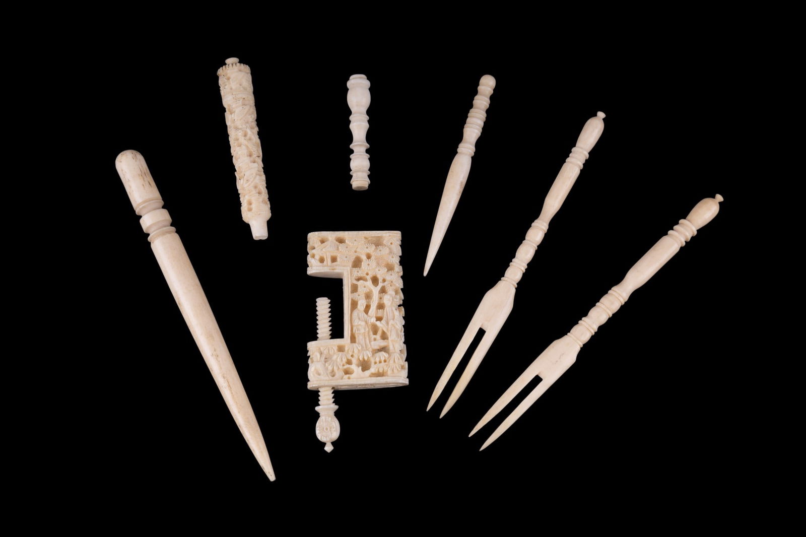 Antique Asian Carved Sewing Tools (7) (1 of 20)