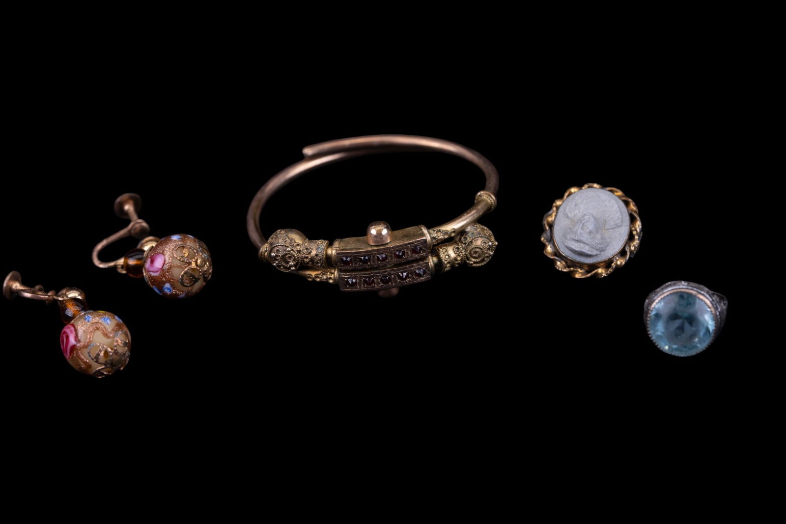 Victorian Bracelet, Cameo, & More (1 of 9)