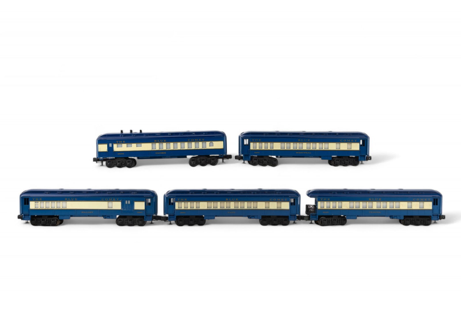 Lionel Blue Comet Dining Cars (5): 5 Lionel Blue Comet dining cars featuring models: Tempel 9540, Westphal 9539, Giacobini 19000, Faye 9538, and Halley 9357 all measuring approx 13" L with minor wear. O gauge.
