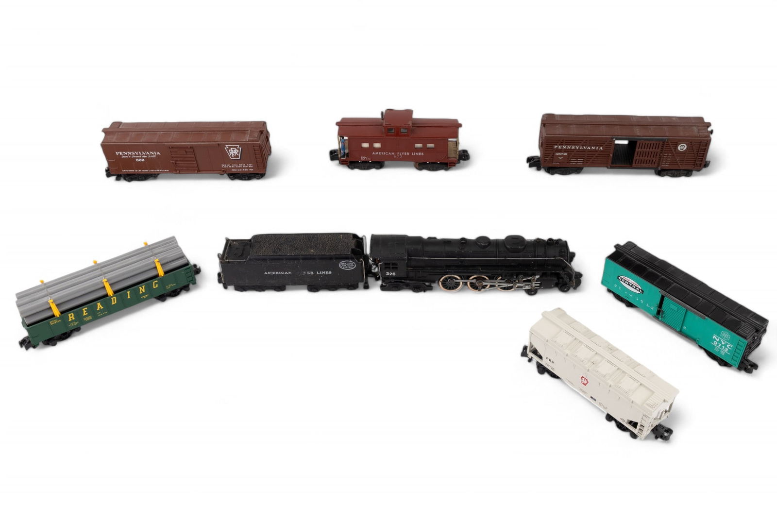American Flyer S Gauge 326 Locomotive + Cars (1 of 13)