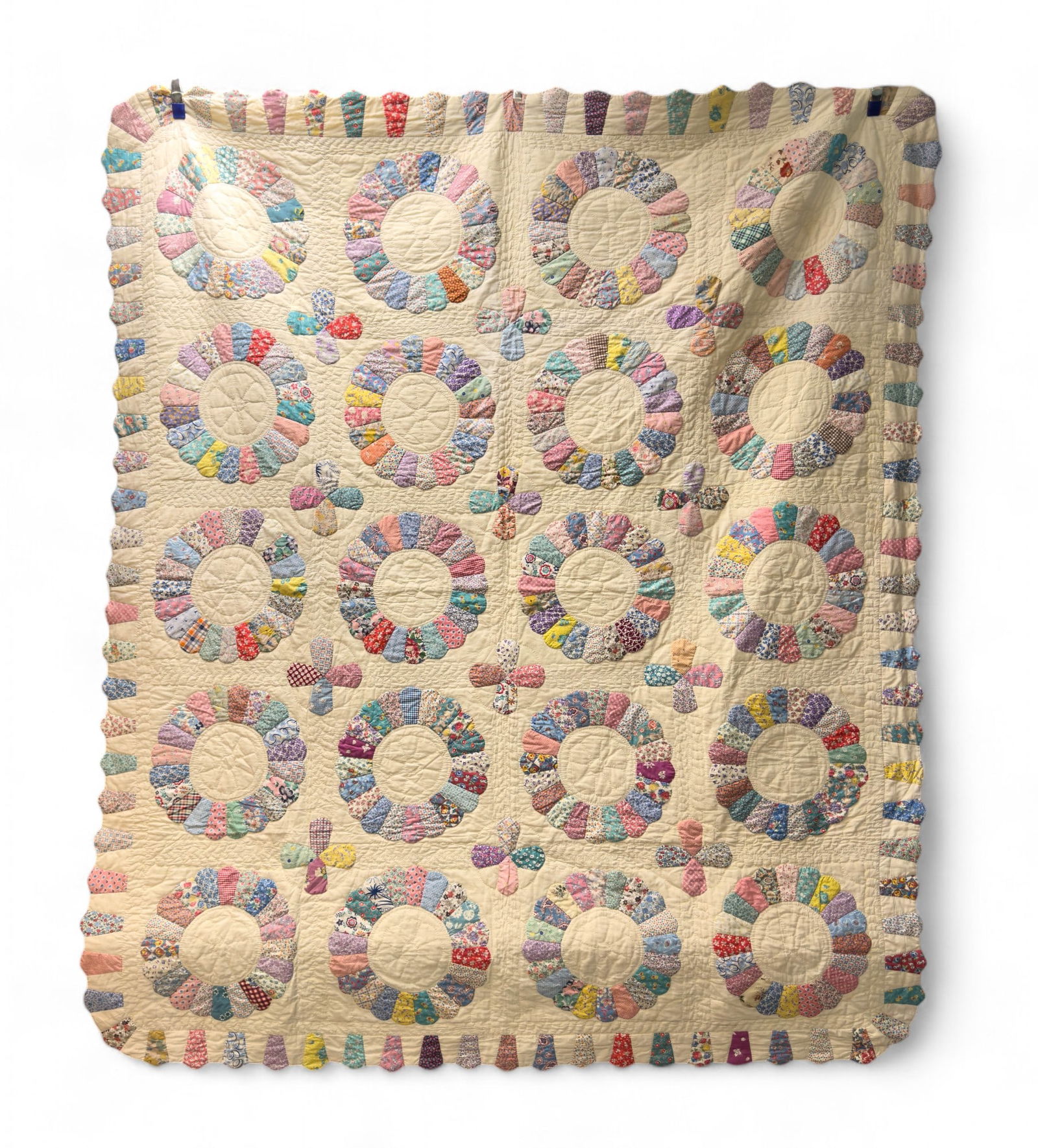 Dresden Plate Pattern Quilt (1 of 7)