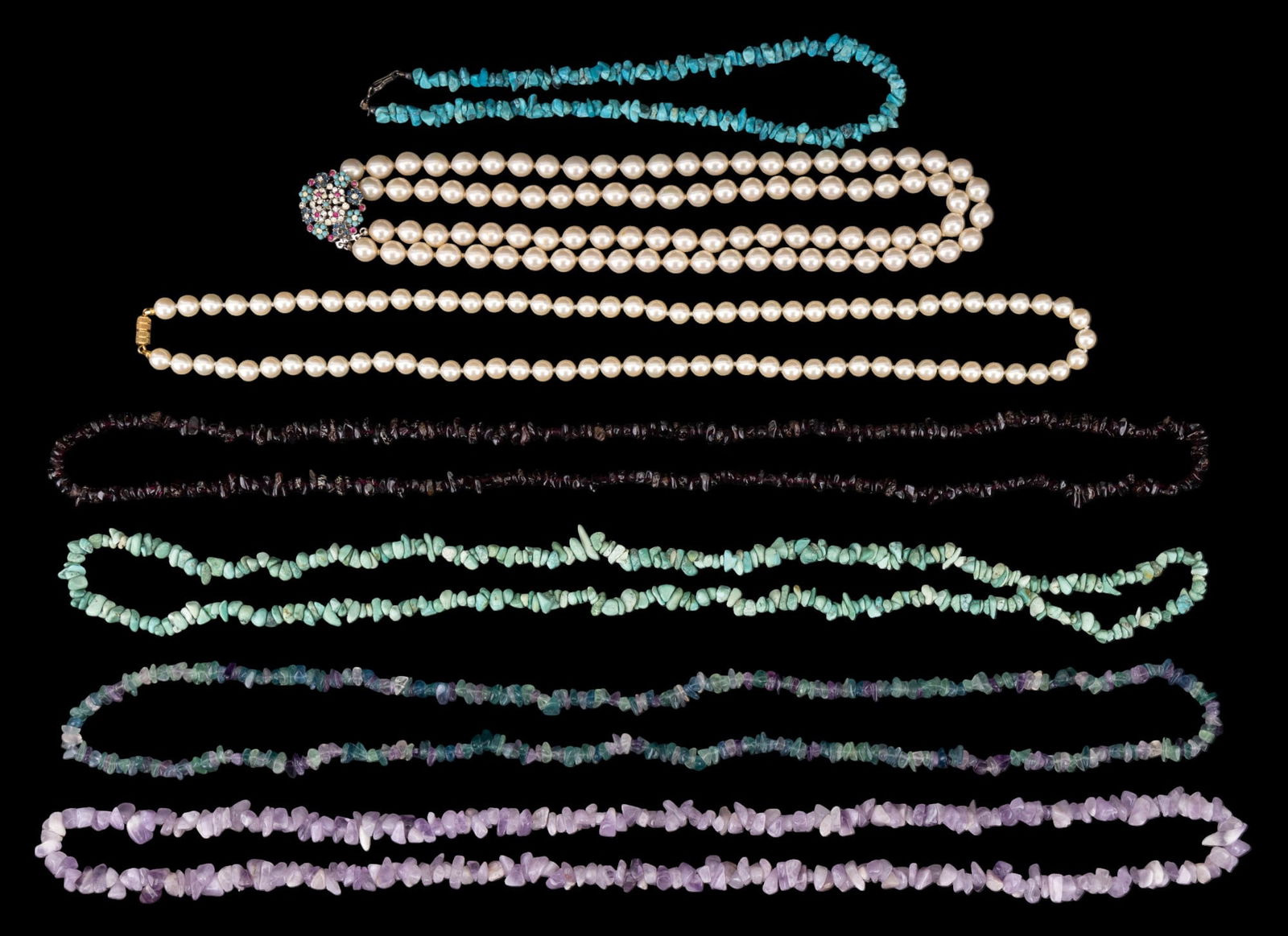 Vintage Faux Pearl and Stone Necklaces (7) (1 of 9)