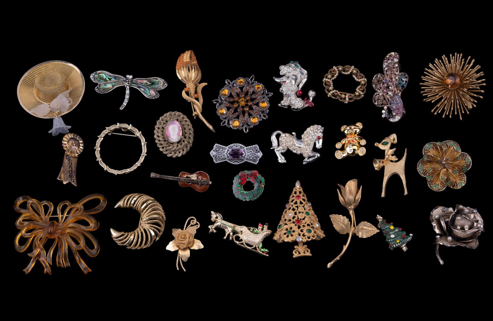 Assortment of Brooches (26) (1 of 12)
