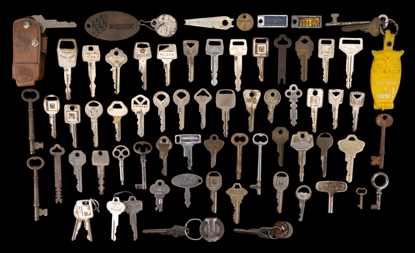 Vintage Car Key Assortment (~65) (1 of 8)